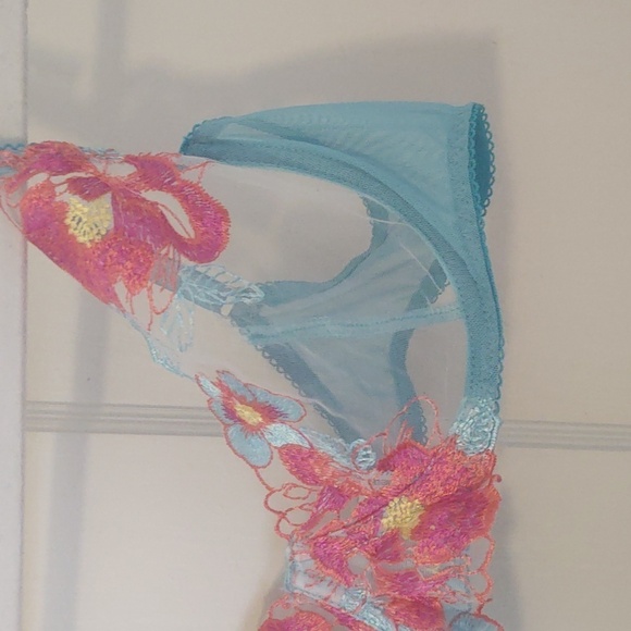 Floral Embroidery Sheer Unlined Bra Sz XL - Picture 3 of 6